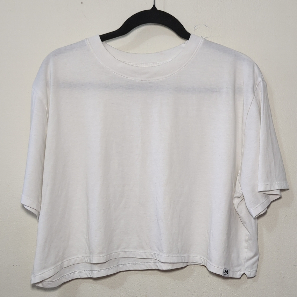 Under Armour Boxy Crop Short Sleeve T-Shirt White Gym Oversized Women's Size M
